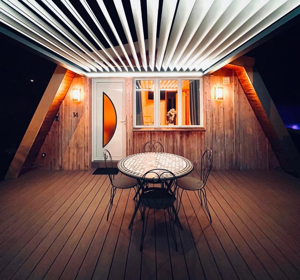 Au-Doux-Altic Chalet Romantique Avec Jacuzzi Et Sauna Métabief Exteriér fotografie